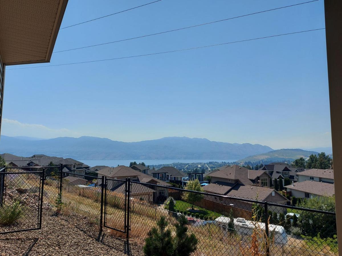 Peaceful And Spacious Lake View West Kelowna Εξωτερικό φωτογραφία