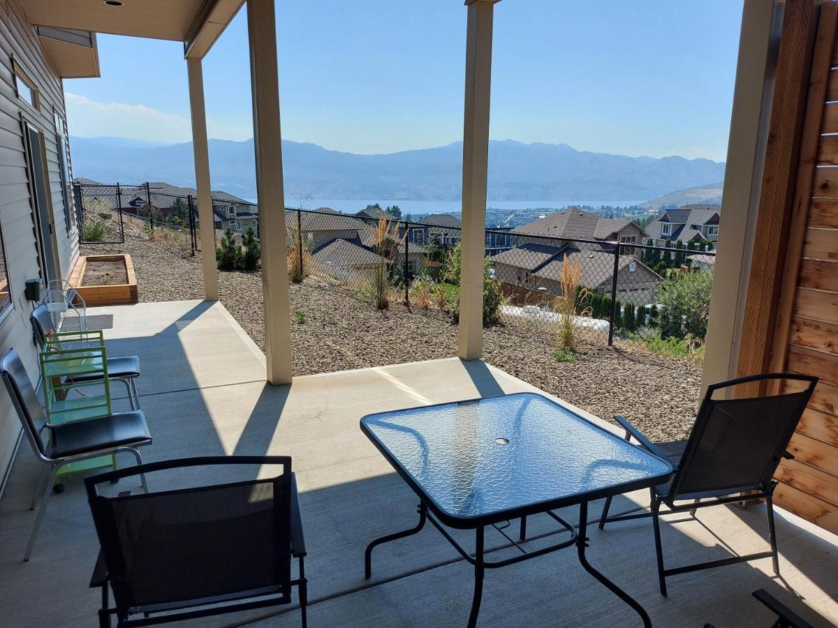 Peaceful And Spacious Lake View West Kelowna Εξωτερικό φωτογραφία