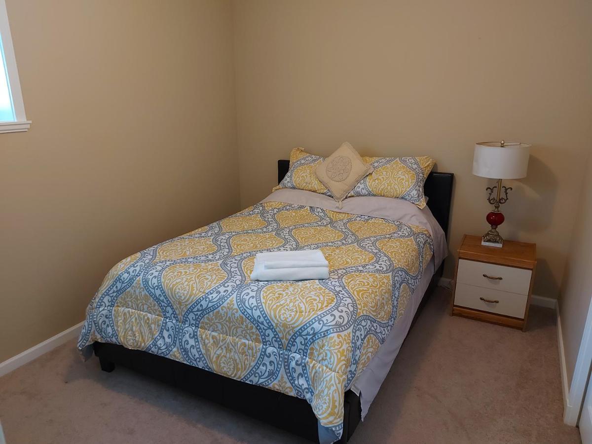 Peaceful And Spacious Lake View West Kelowna Εξωτερικό φωτογραφία
