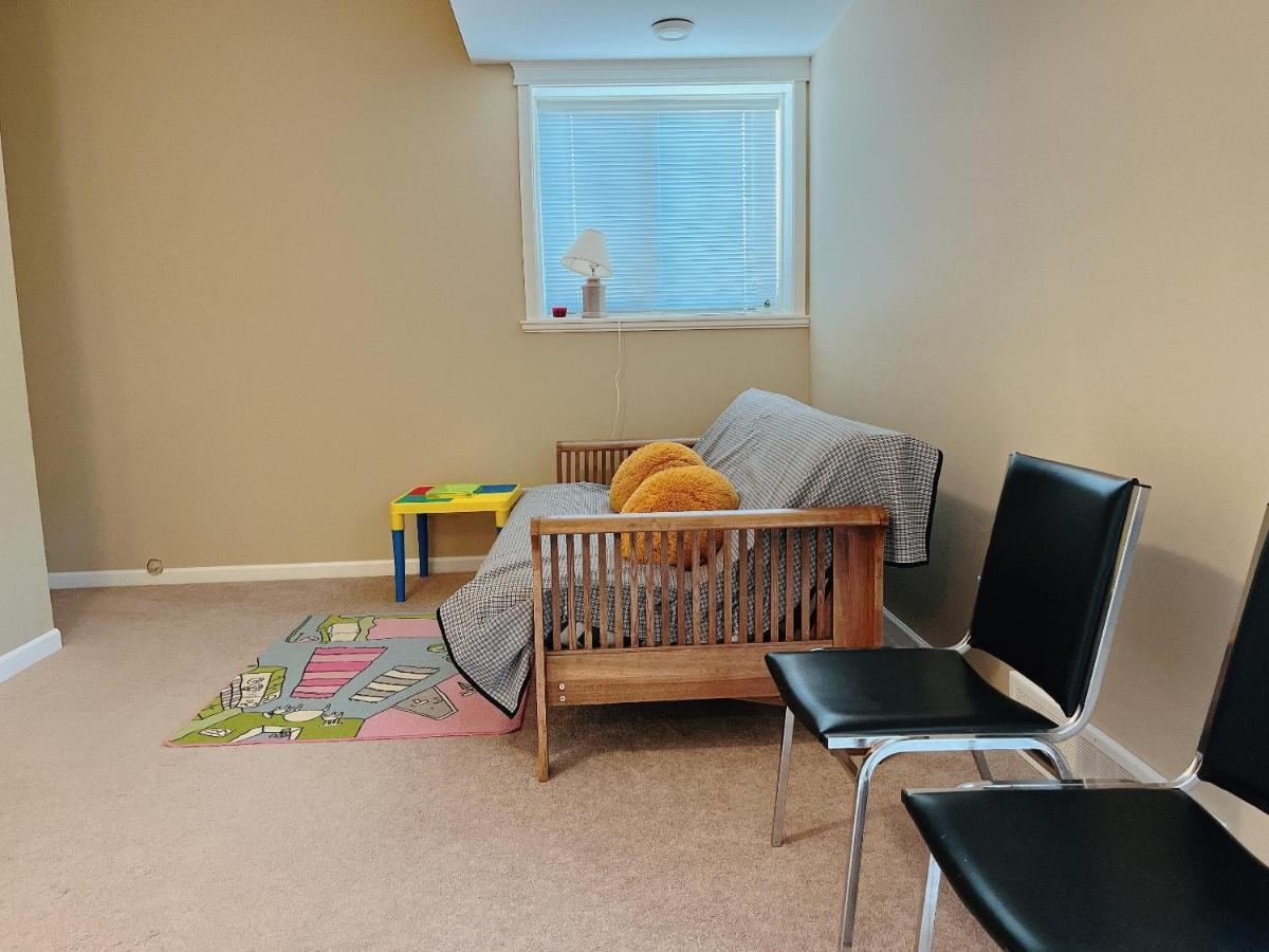 Peaceful And Spacious Lake View West Kelowna Εξωτερικό φωτογραφία