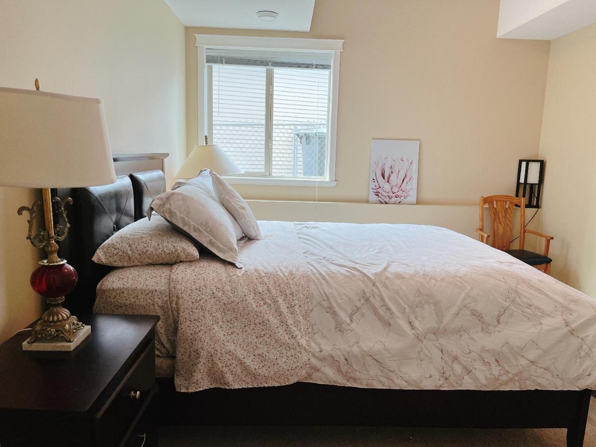 Peaceful And Spacious Lake View West Kelowna Εξωτερικό φωτογραφία