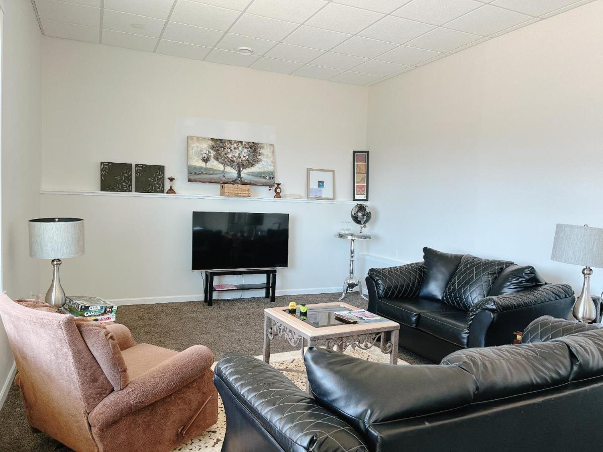 Peaceful And Spacious Lake View West Kelowna Εξωτερικό φωτογραφία